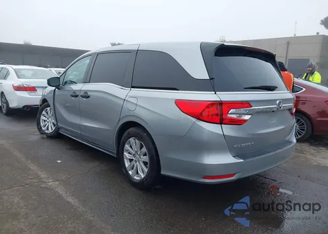 2019 Honda Odyssey Lx z USA, uszkodzony, nr VIN 5FNRL6H29KB077302